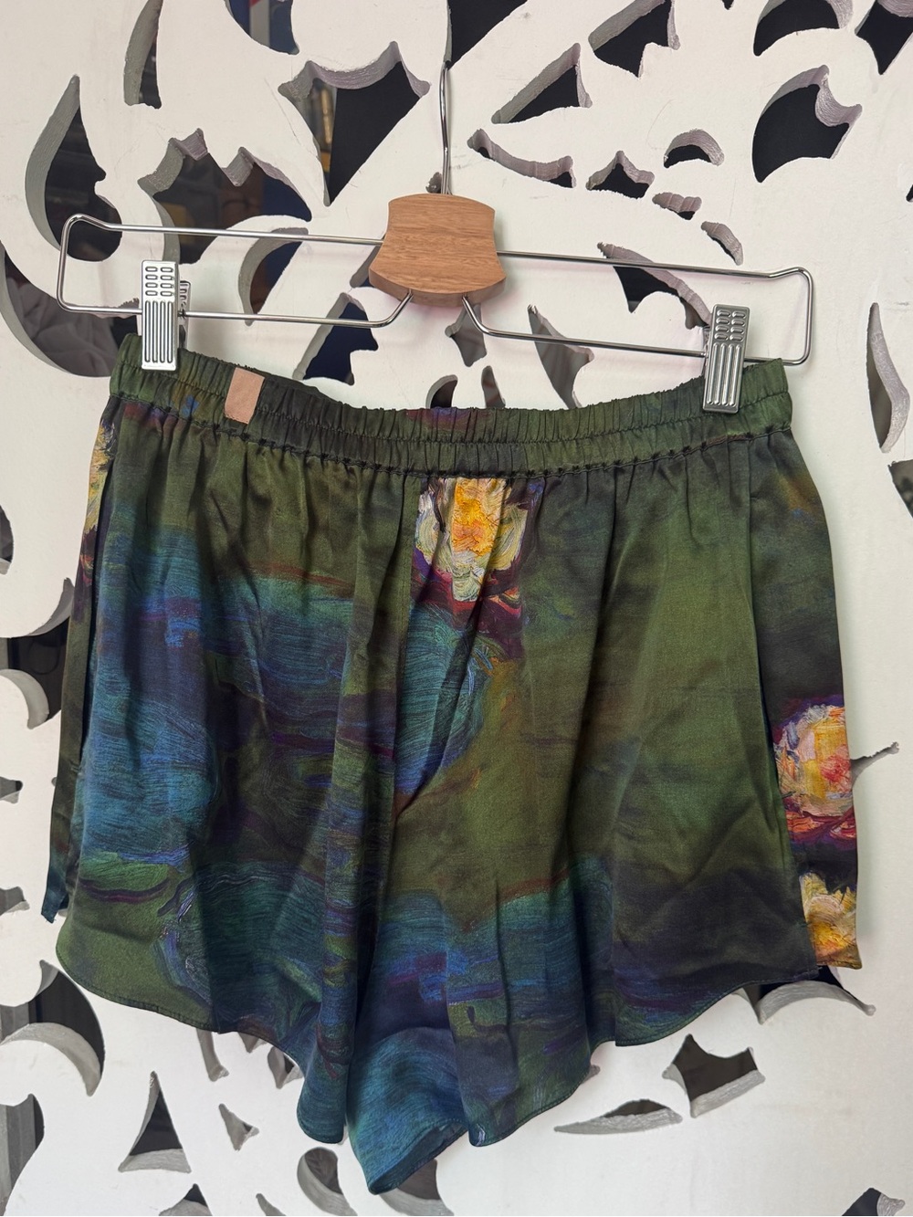 lunya brand new never worn xs monet lacma impressionist print silk shorts sleep